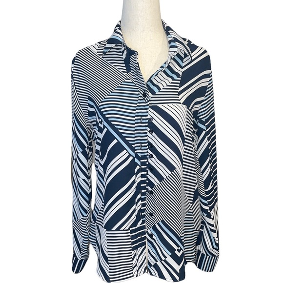 THE SHIRT Rochelle Behrens - Picture 1 of 6